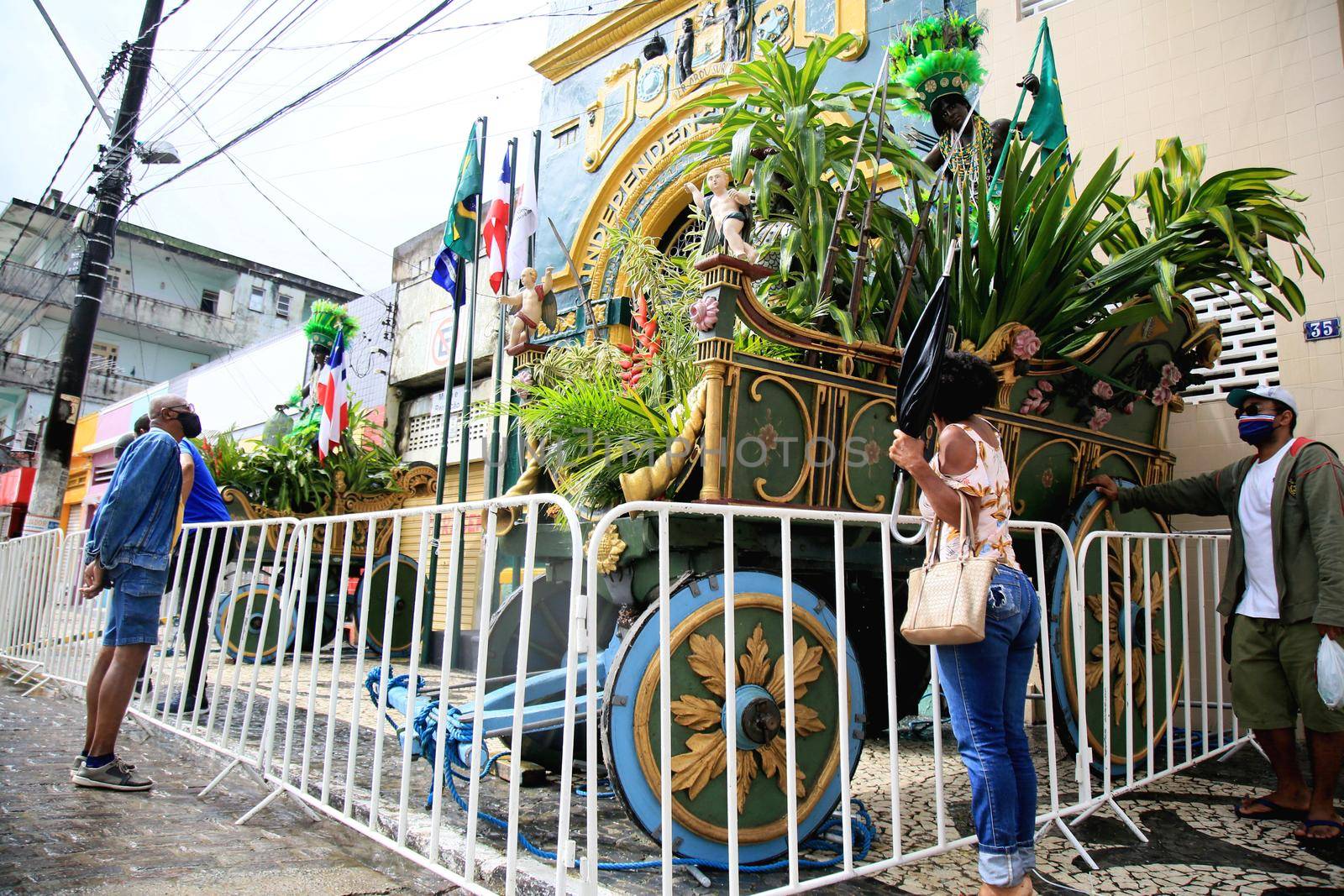 salvador, bahia, brazil - july 2, 2021: population observe the Caboclo and Cabocla, symbols of the struggle for independence of Bahia, seen at Pavilhao 2 de Julho in the city of Salvador.