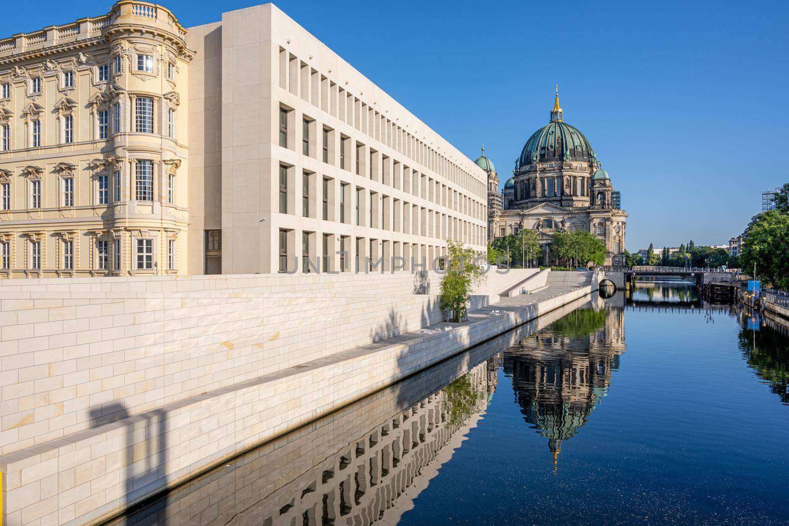 The Berliner Dom with the reconstructed City Palace by elxeneize