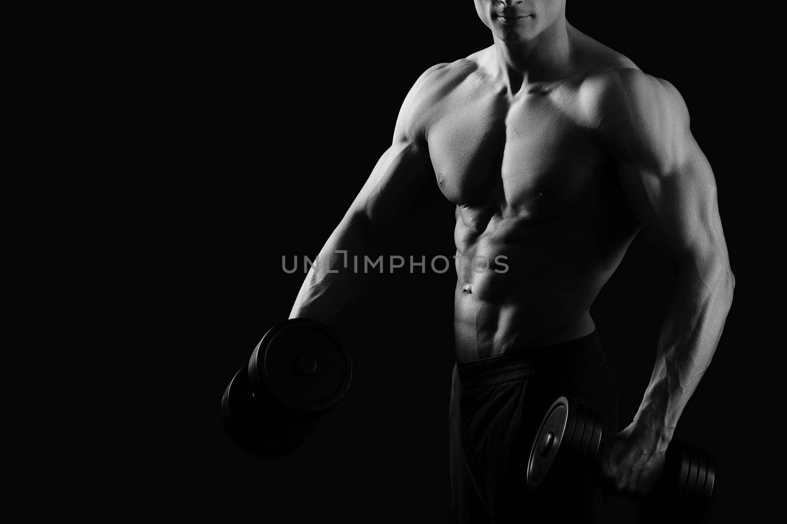 Monochrome shots of a male bodybuilder by SerhiiBobyk
