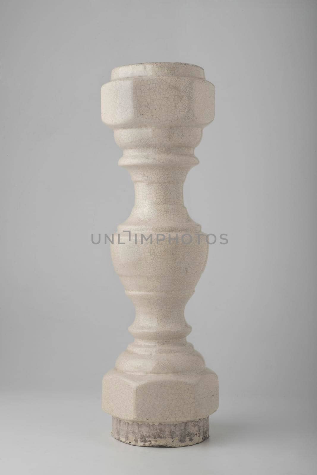 Ceramic Column by titipong