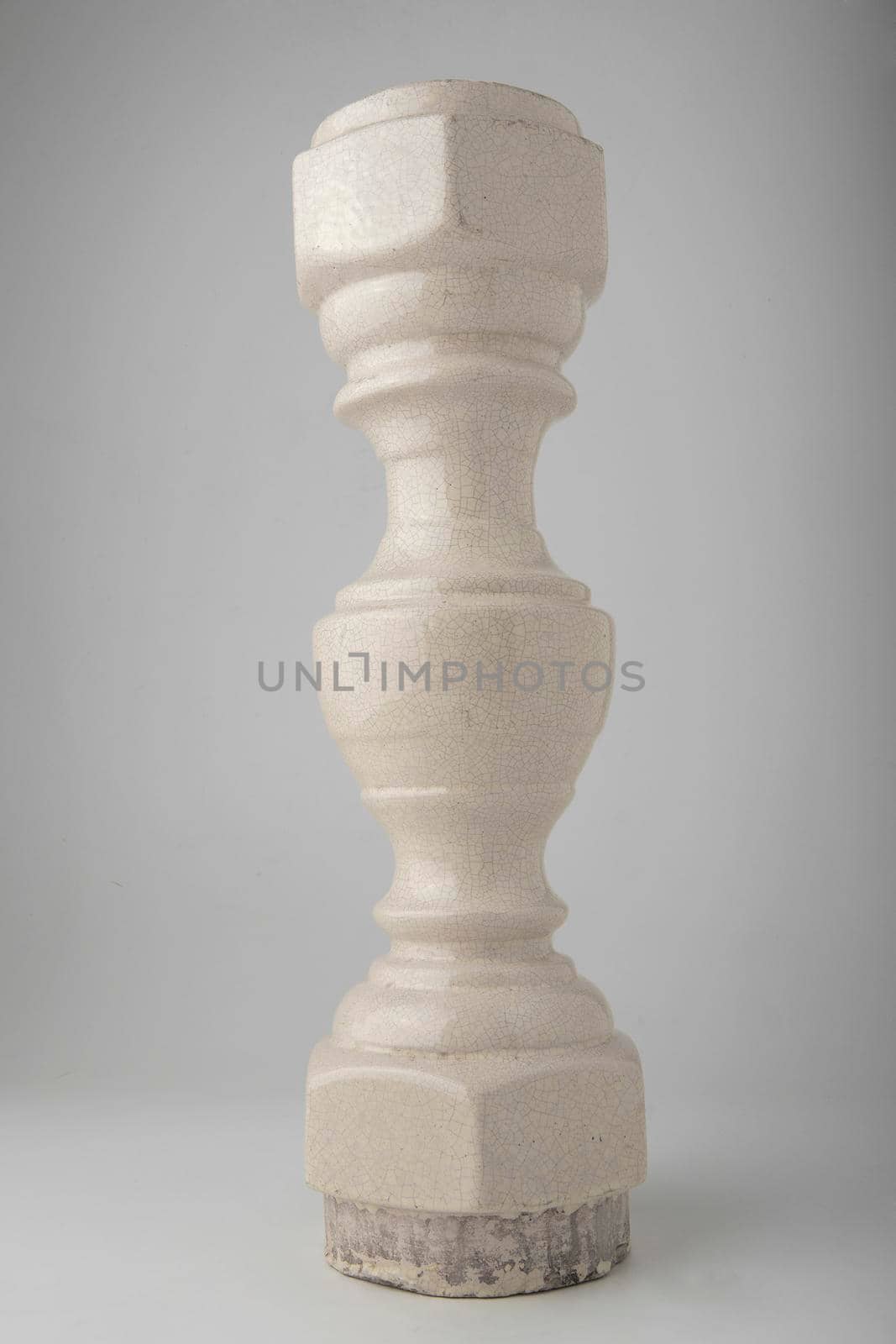 Ceramic Column by titipong