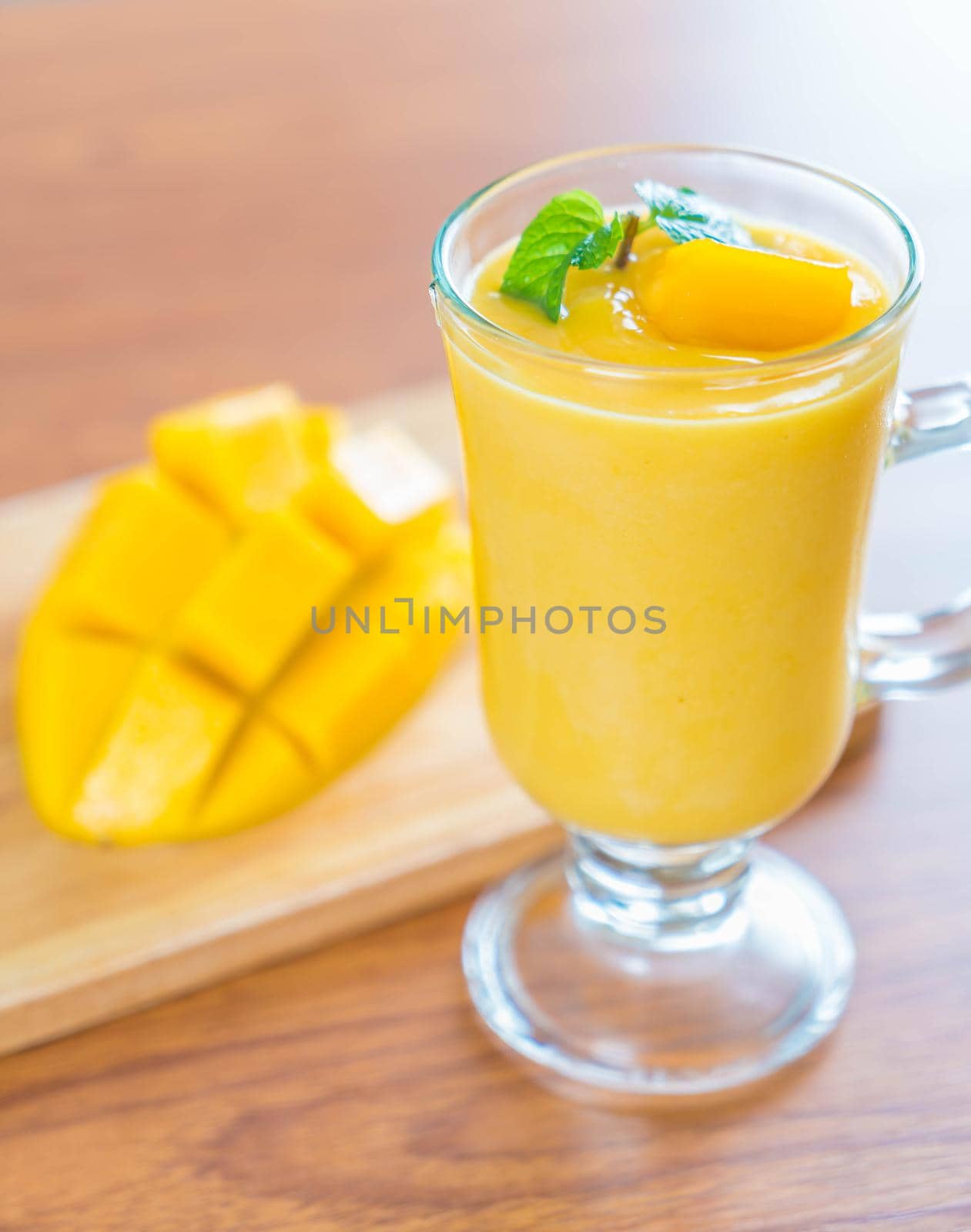 fresh mango smoothie  by mihavincadani