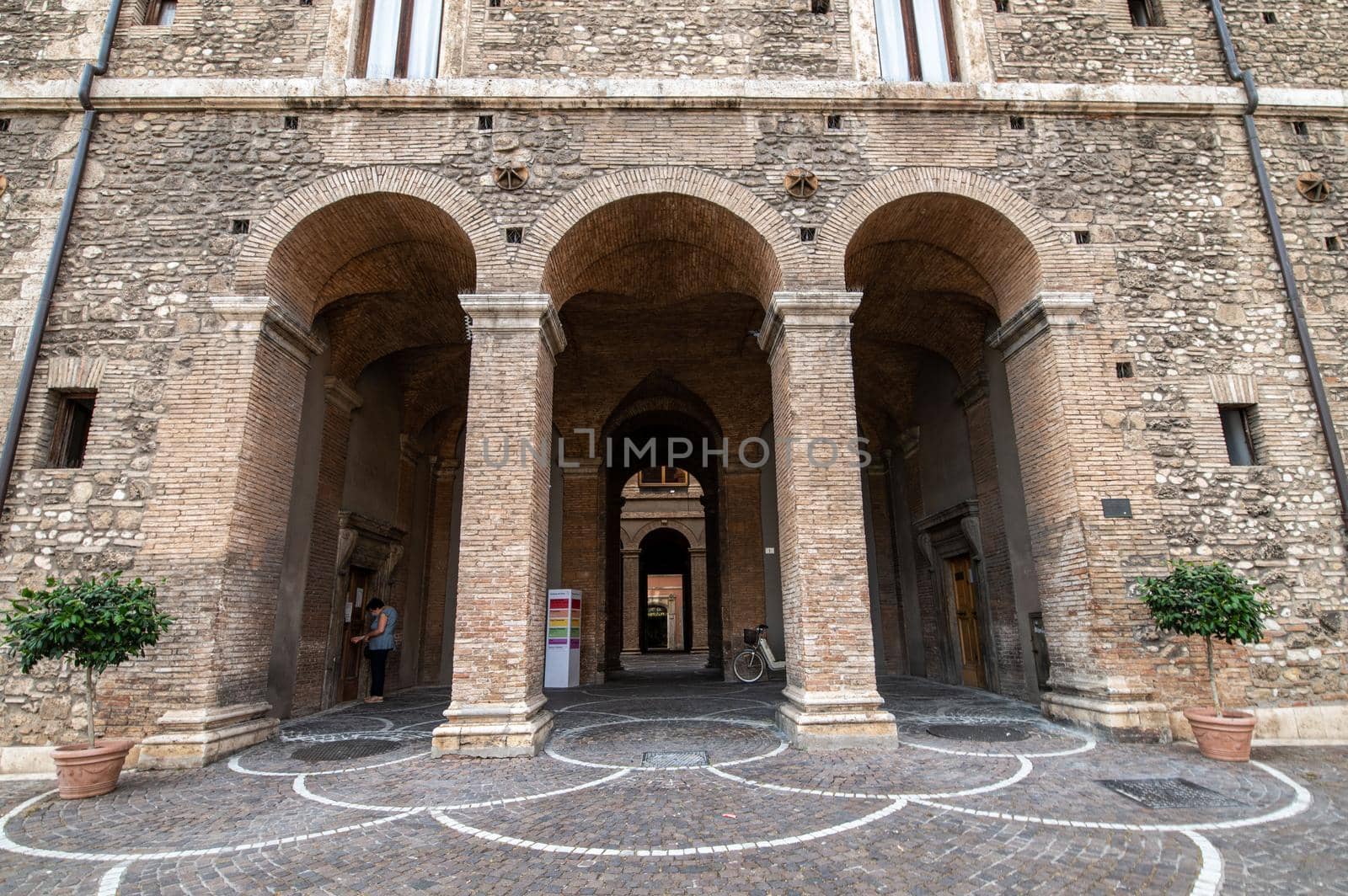 detail of the entrance of the town of terni by carfedeph