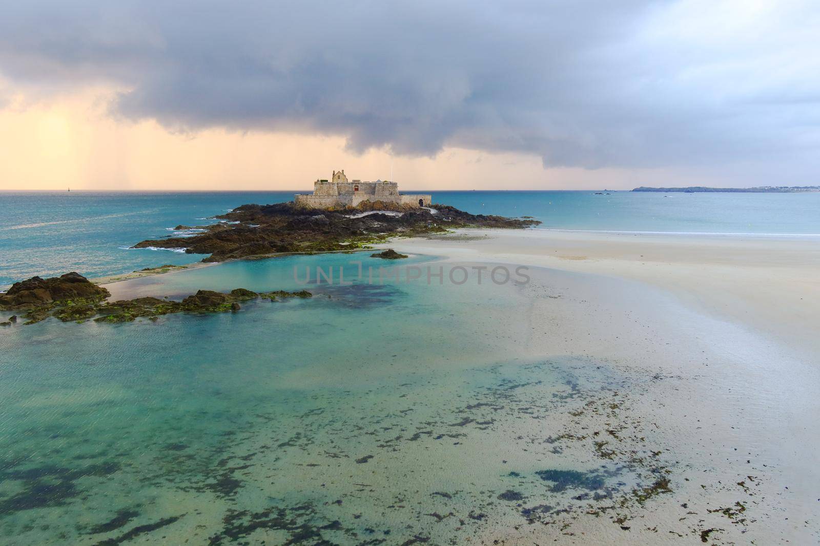 Fort National at eventail beach in Saint-Malo during low tide. Brittany, France