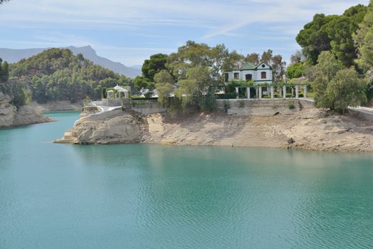 cottage located on the shores of Lake Guadalhorce