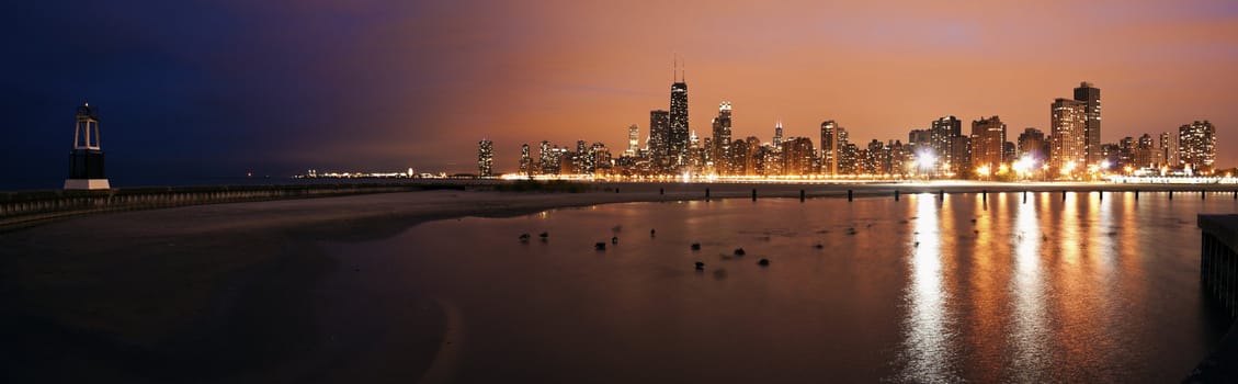 Colorful sunset in Chicago - panoramic view from the north side