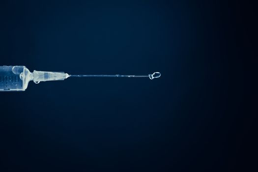 Drop outgoing of a syringe in negative