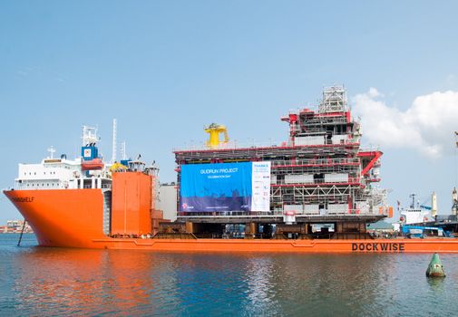 LAEM CHABANG - OCTOBER 3: A 6,000 ton module built by Aibel in Thailand for Statoil and the Gudrun Drilling Platform in the North Sea, ready for shipment in Laem Chabang, Thailand on October 3, 2012.