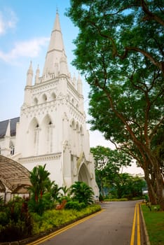 Andrew's Cathedral in Singapore. St. Andrew's Cathedral is an Anglican cathedral in Singapore, the country's largest cathedral.