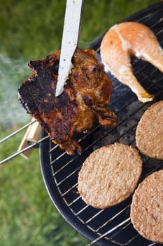 Grilling time, Grill