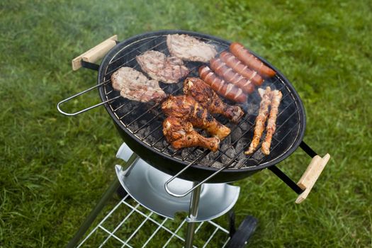 Grilling time, Grill