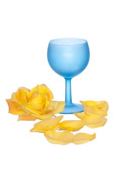 tumbler with yellow rose on the party