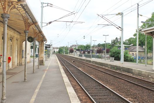 Perron provincial railway station. France