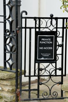 Private function sign on gate