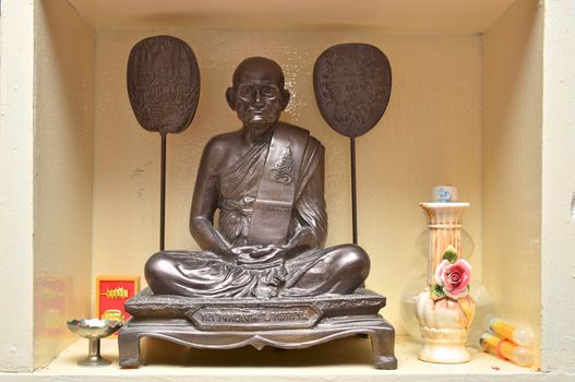 Buddha statue