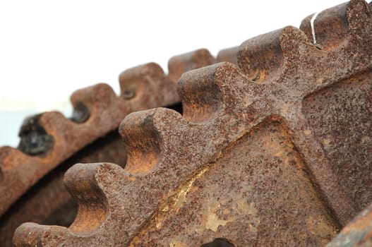 Old gear with red rust 