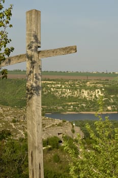 The village is famous for Saharna cave monastery of the XIII century and the current monastery of the Holy Trinity. This monastery is one of the major pilgrim centers in Moldova. Here, relics of a saint, St. Macarius.