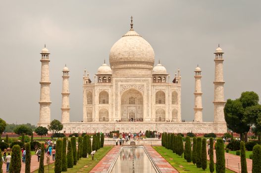 Taj Mahal fron horizontal view during the day, Agra, India