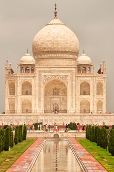 Taj Mahal vertical view during the day, Agra, India