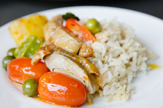 red curry duck with mixed vegetables  and rice
