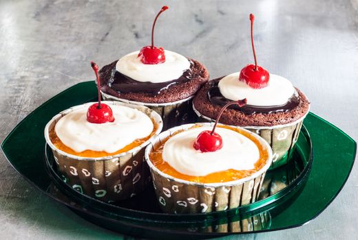 Two Chocolate and Two Butter Marmalade Cupcakes