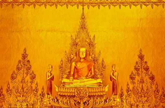 Gold buddha from Chachoengsao province in Thailand







Gold buddha at Cha