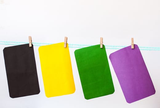 multicolor hang paper for note