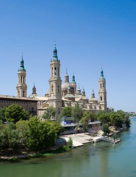 Saragossa cathedral in front of river Ebro in Spain