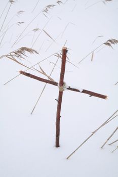 Cross in winterscene