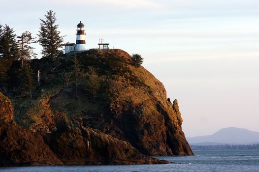 A Lighhouse stands at the mouth of the mighty Columbia River