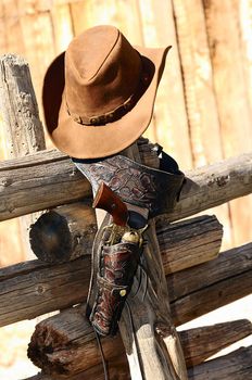 hat and gun in the far west, western spirit