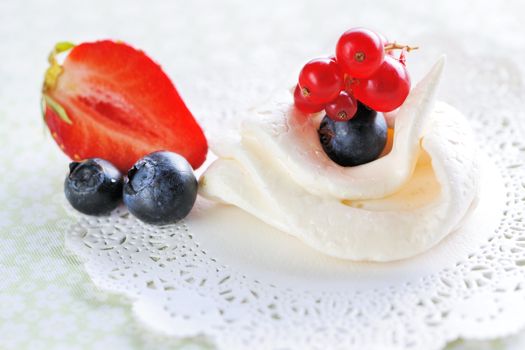 Cream meringues, delicious french dessert
