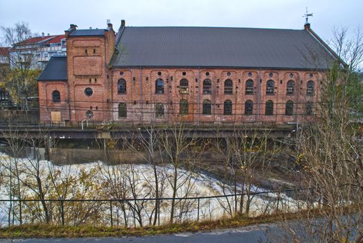 The filter station is northern rurope's larges of its kind and is based on automatic self flushing rotary drum, the filter is built into existing pools in the basement of a pulp mill factory originally from 1885, the filter station is located at tistedal in halden, image is shot in november 2012