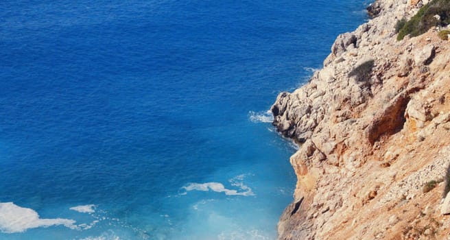 Mediterranean shore of Turkey . The autumn seaside
