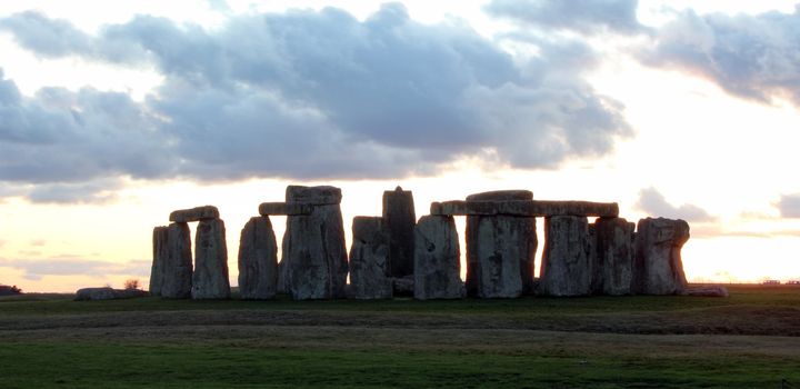 Ancient stoneage monument of stonehenge at sunset in wiltshire