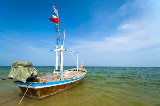 Boat docking at the beach 