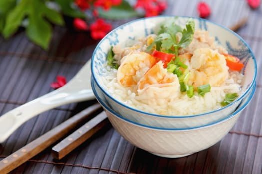 Rice soup with prawn and mince pork