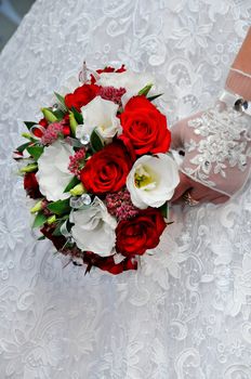 wedding bouquet of red and white flowers 