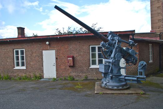 anti-aircraft gun, karjohansvern (karljohansvern orlogsstasjon, kjv) in horten was the main base for the royal norwegian navy from 1819 to 1963, it was first called hortens verft, and later marinens hovedværft until king oscar I named it carljohansværn værft in 1854 (after his father karl johan), it was the site of the navy main yard, navy air plane factory, navy museum, navy schools and the forts norske løve and citadellet.