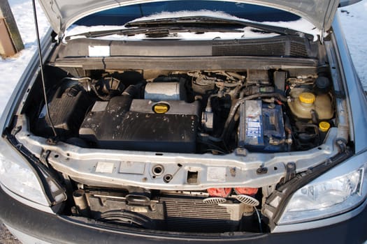 Old diesel engine not working in cold winter day