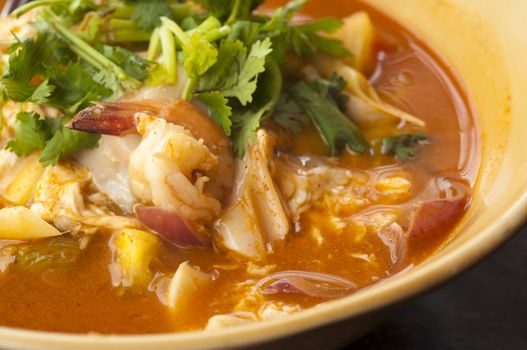 tom yum soup, thai food