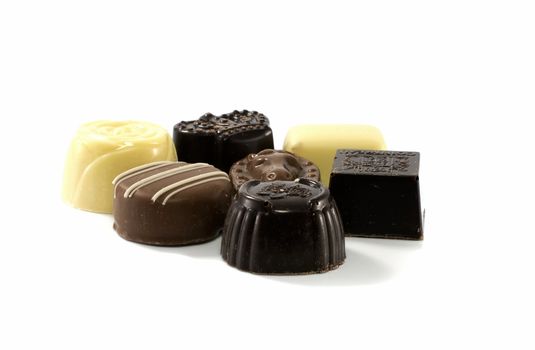 white and dark chocolade sweets 