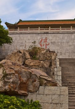 Baolin Temple was first built in the year 942, giving it a history of over one-thousand years. In the early years of the Jingtai Emperor’s reign in the Ming Dynasty, Baolin Temple was the chief local temple. As an important Buddhist site, it was widely visited by worshipers. 
