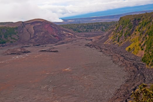 the Halema'uma'u crater in the Kilauea Caldera. Located in the Volcano National Park on the Big Island of Hawaii. Horizontal image of the Kilauea volcanic caldera on Hawai'i (Big Island) 