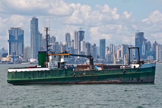 Panam city and the boat