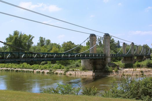 pont with stay on the Loire close to Briare