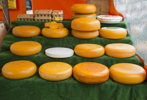 cheese and eggs on the dutch market