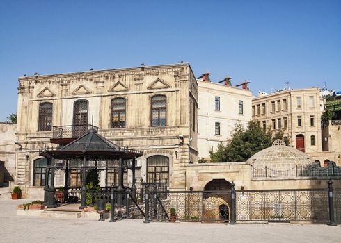 architecture in baku azerbaijan street