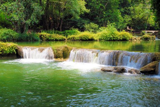 Jed-Sao-Noi (Little Seven-girl) Waterfall - THAILAND