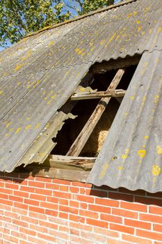 Old stable roof collapsed due to bad maintenance